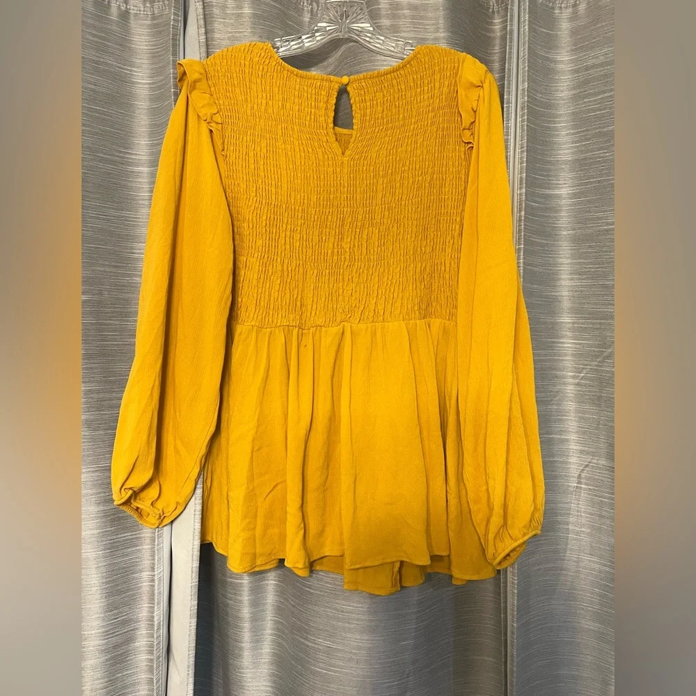 Torrid Mustard Smocked Baby Doll Top Size 1 - Picture 3 of 5